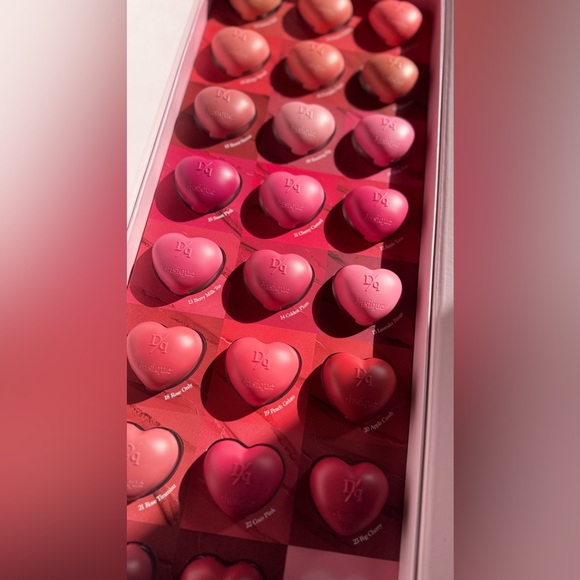 DASIQUE Korean Beauty Makeup Souffle Color Pot for Lips and Cheek - 23 items - Picture 3 of 11